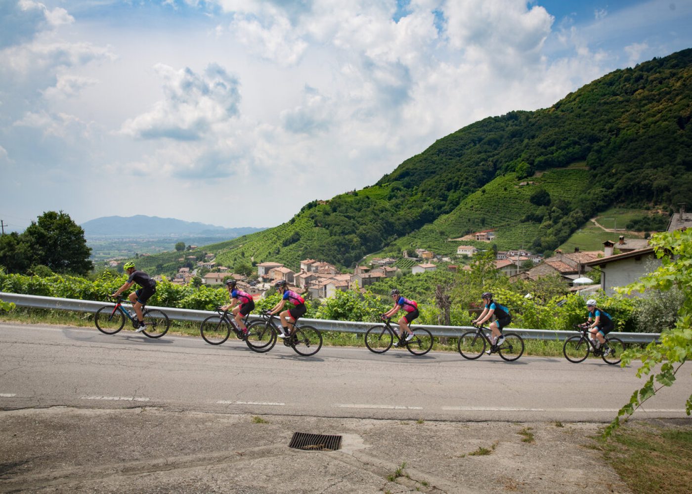 Prosecco-Bike-Tour-3-Valdobbiadene-Italy-Cycling-Tour.jpeg-3